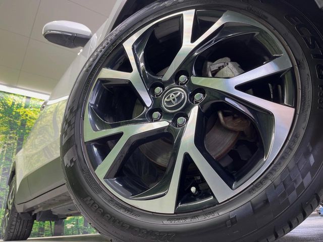 TOYOTA C-HR 2017 Image 31