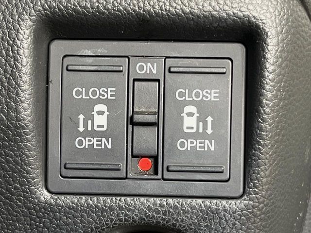 HONDA N BOX CUSTOM 2017 Image 31