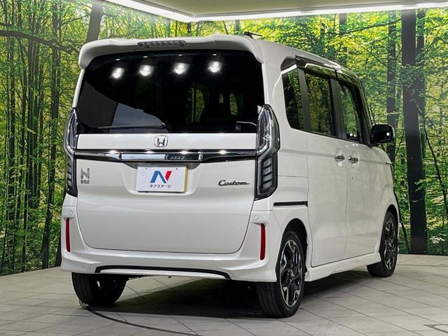 HONDA N BOX CUSTOM 2017 Image 31
