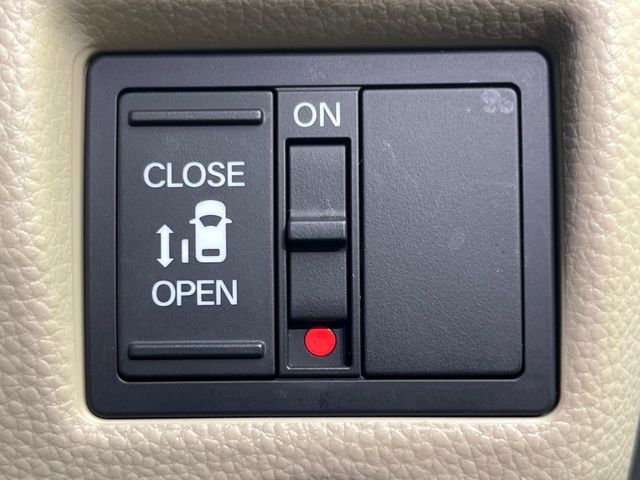 HONDA N BOX 2019 Image 31