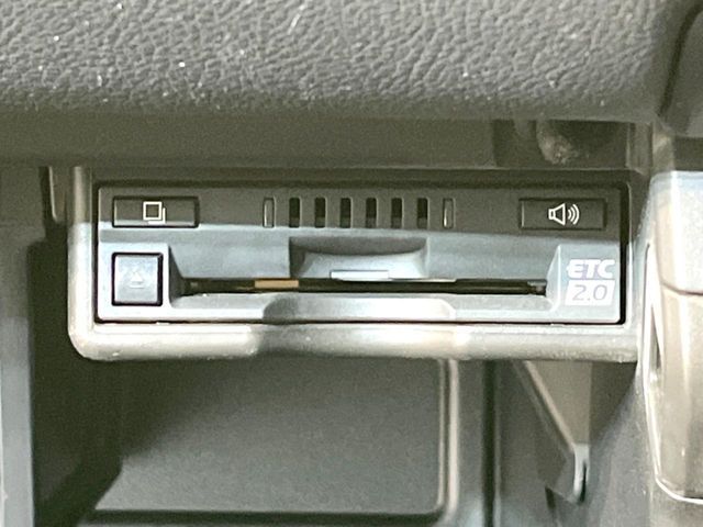 TOYOTA LEXUS UX200 2018 Image 31