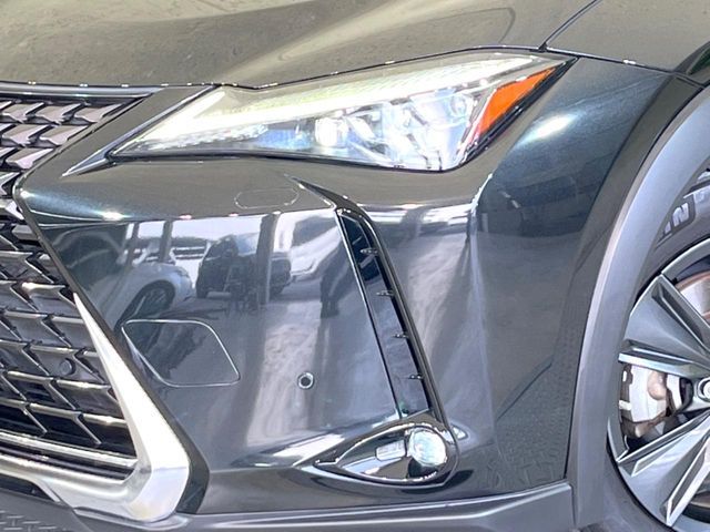 TOYOTA LEXUS UX200 2018 Image 31