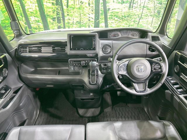 HONDA N BOX CUSTOM 2022 Image 31