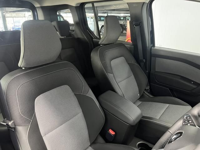 RENAULT KANGOO 2025 Image 31