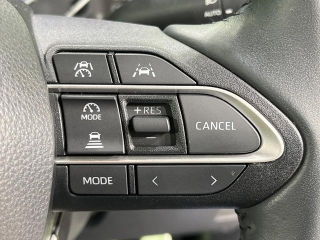 TOYOTA VOXY HYBRID 2023 Image 31