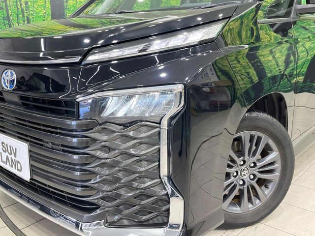 TOYOTA VOXY HYBRID 2023 Image 31