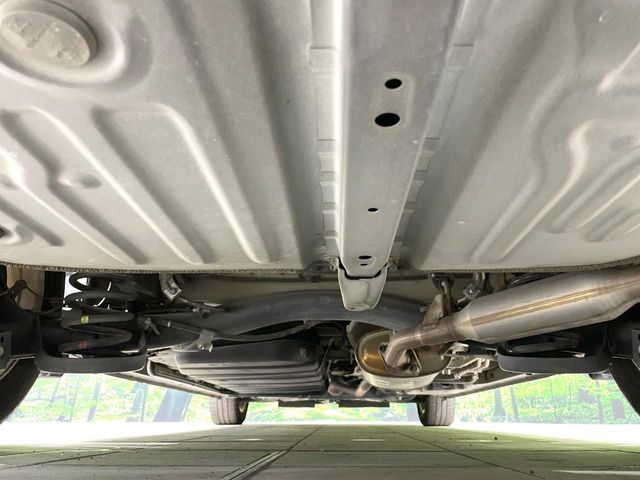 TOYOTA NOAH HYBRID 2018 Image 31