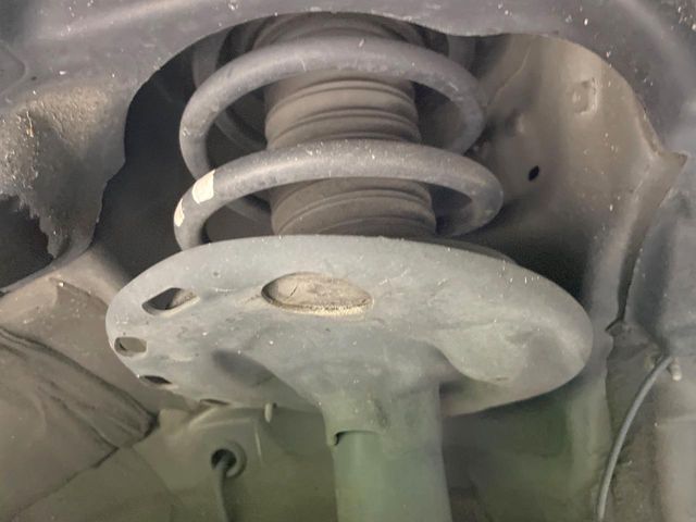 TOYOTA NOAH HYBRID 2018 Image 31