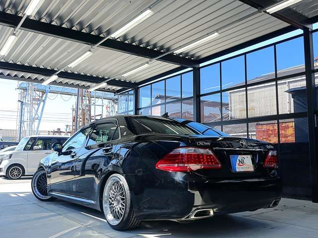 TOYOTA CROWN SEDAN 2011 Image 31