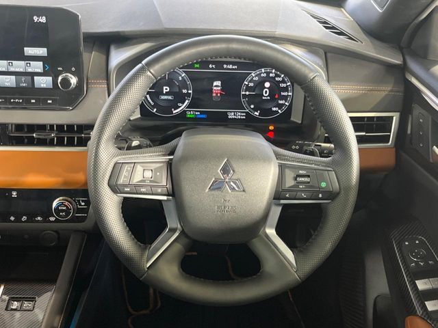 MITSUBISHI OUTLANDER PHEV 2023 Image 31