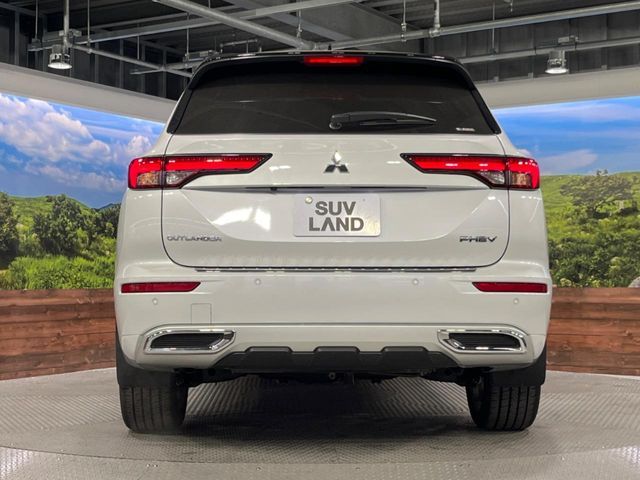 MITSUBISHI OUTLANDER PHEV 2023 Image 31