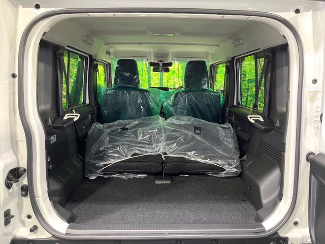 SUZUKI JIMNY NOMADE 2026 Image 31