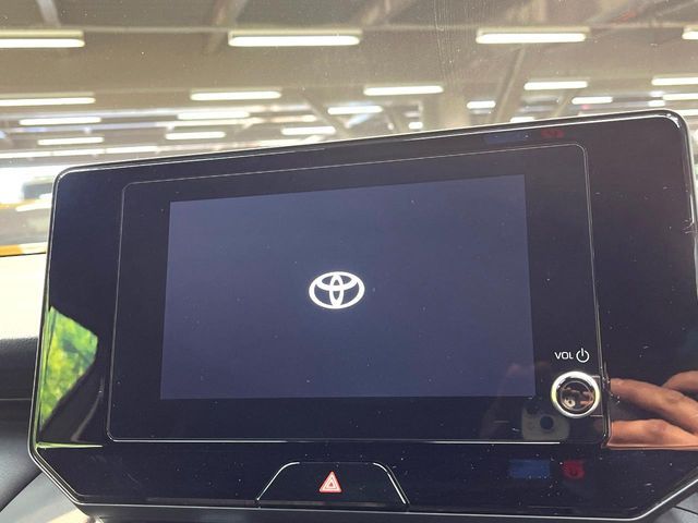 TOYOTA HARRIER 2WD 2023 Image 31