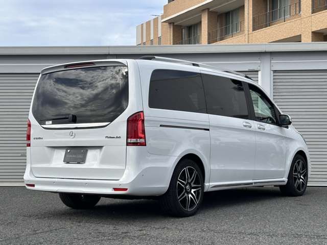 MERCEDES BENZ V CLAS 2024 Image 31