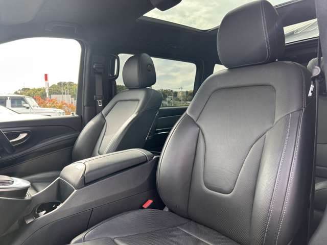 MERCEDES BENZ V CLAS 2024 Image 31