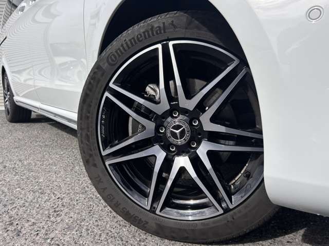 MERCEDES BENZ V CLAS 2024 Image 31