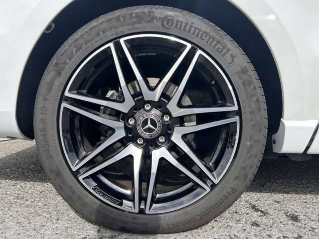 MERCEDES BENZ V CLAS 2024 Image 31