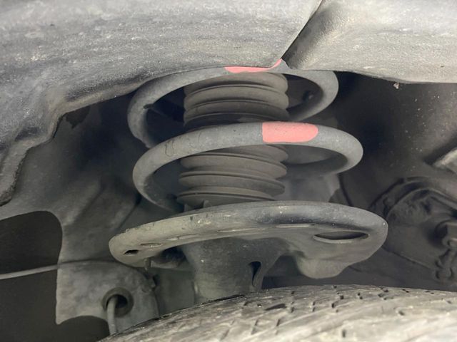 TOYOTA HARRIER 2WD 2017 Image 31