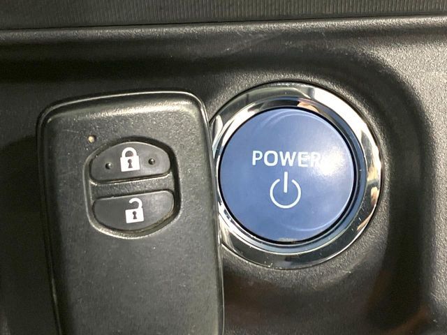 TOYOTA AQUA 2016 Image 31