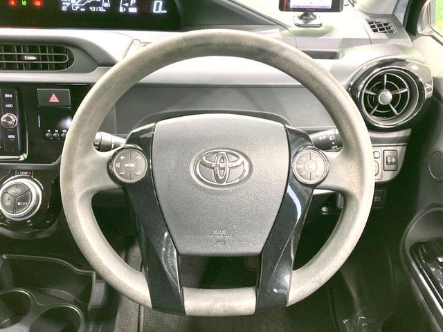 TOYOTA AQUA 2016 Image 31