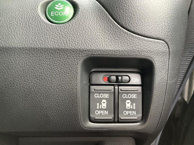 HONDA N BOX CUSTOM 4WD 2015 Image 31