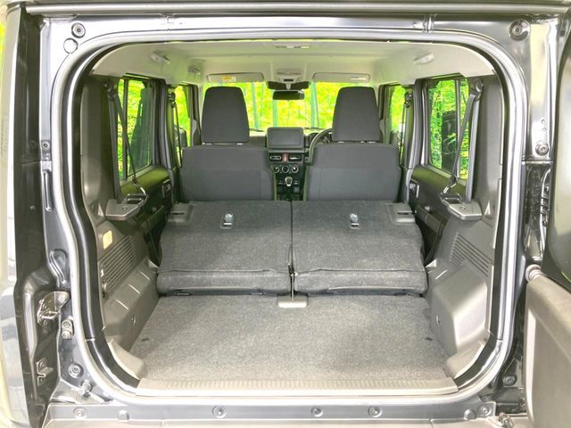 SUZUKI JIMNY NOMADE 2025 Image 31