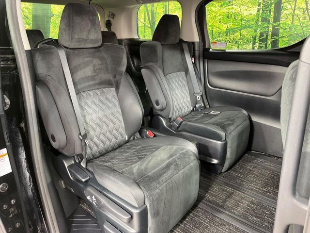 TOYOTA VELLFIRE 2018 Image 31