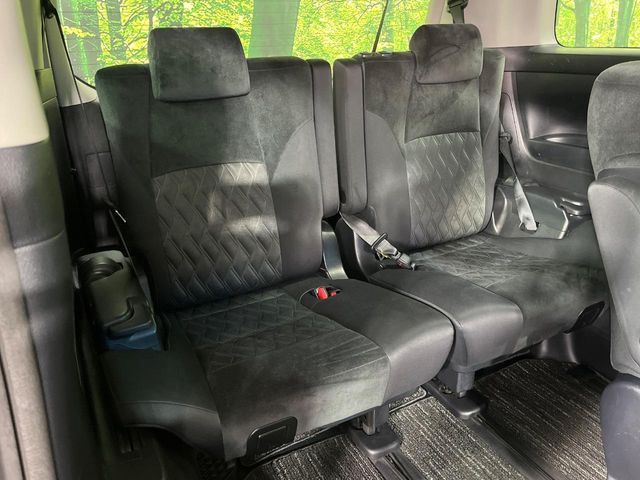 TOYOTA VELLFIRE 2018 Image 31