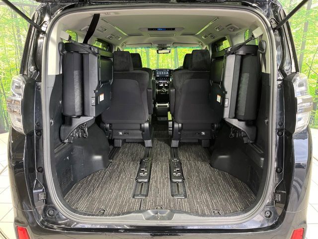 TOYOTA VELLFIRE 2018 Image 31