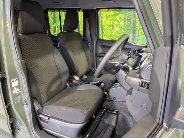 SUZUKI JIMNY NOMADE 2025 Image 31