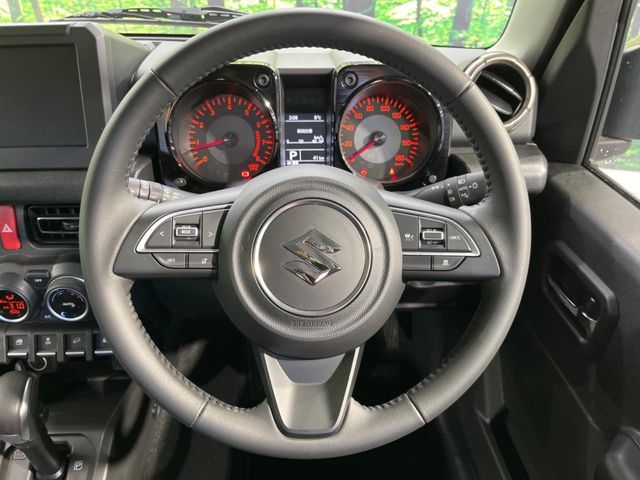 SUZUKI JIMNY NOMADE 2025 Image 31