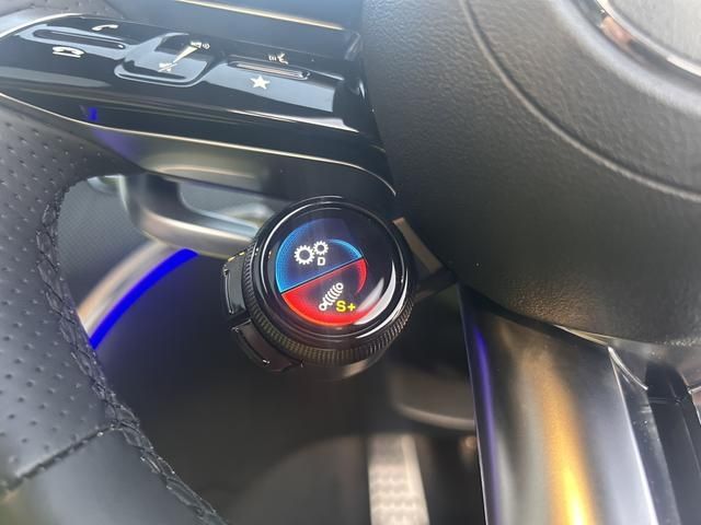 MERCEDES BENZ MERCEDES AMG C CLASS 2024 Image 31