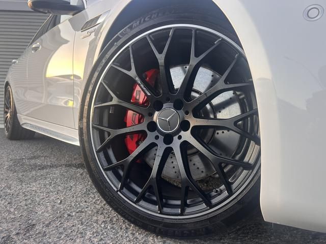 MERCEDES BENZ MERCEDES AMG C CLASS 2024 Image 31