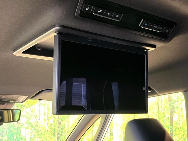 TOYOTA VOXY 2022 Image 31