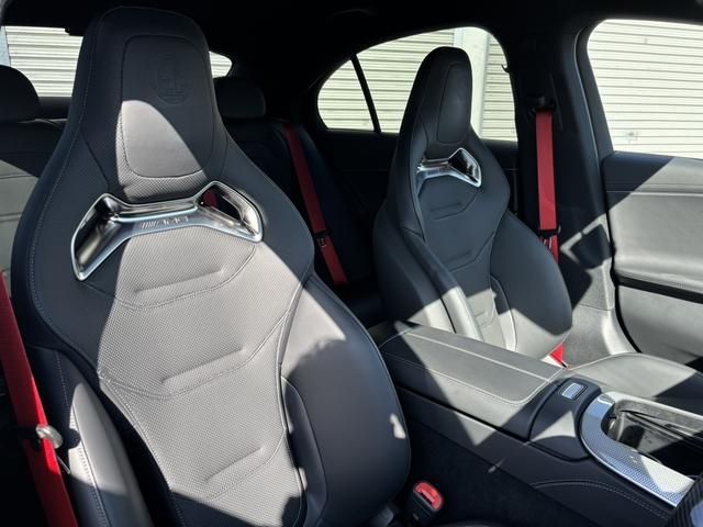 MERCEDES BENZ MERCEDES AMG E CLASS 2025 Image 31