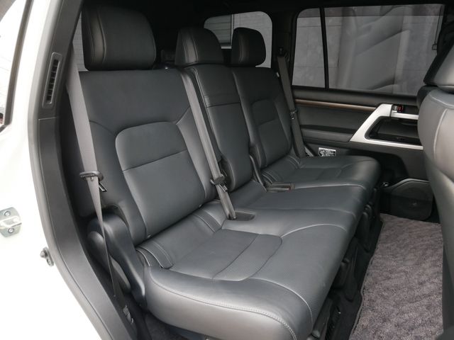 TOYOTA LANDCRUISER WAGON 2017 Image 31