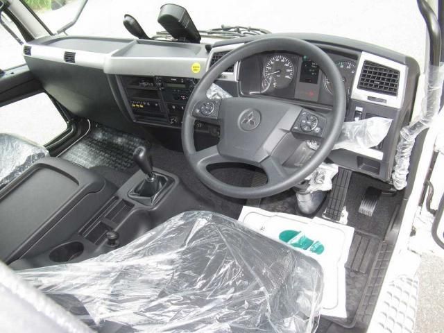 MITSUBISHI FUSOU FIGHTER 2024 Image 31