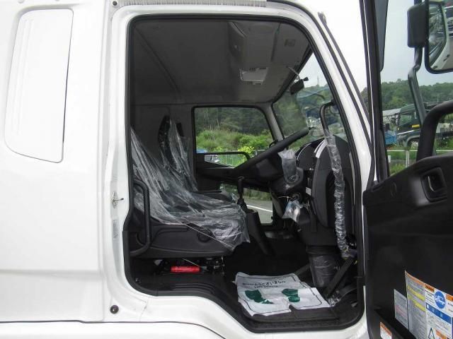 MITSUBISHI FUSOU FIGHTER 2024 Image 31