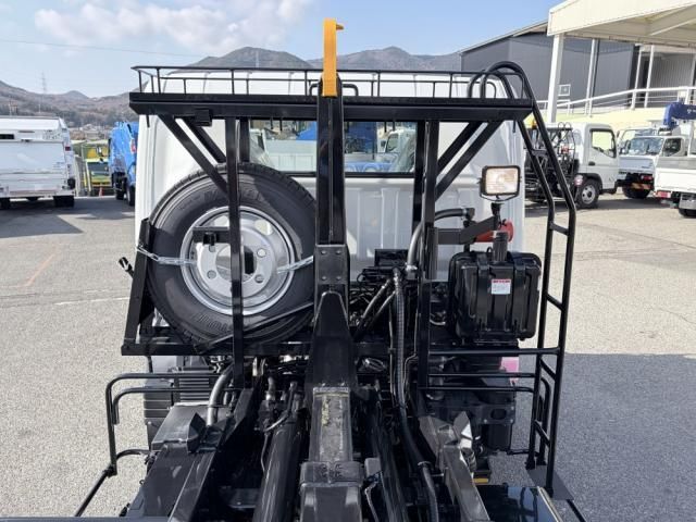 MITSUBISHI CANTER 2025 Image 31