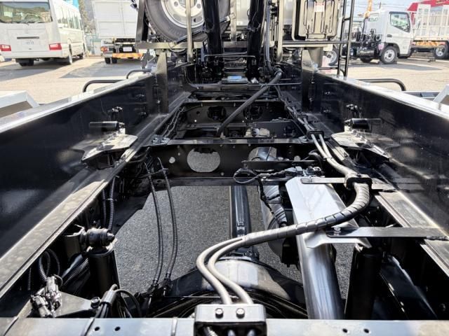 MITSUBISHI CANTER 2025 Image 31