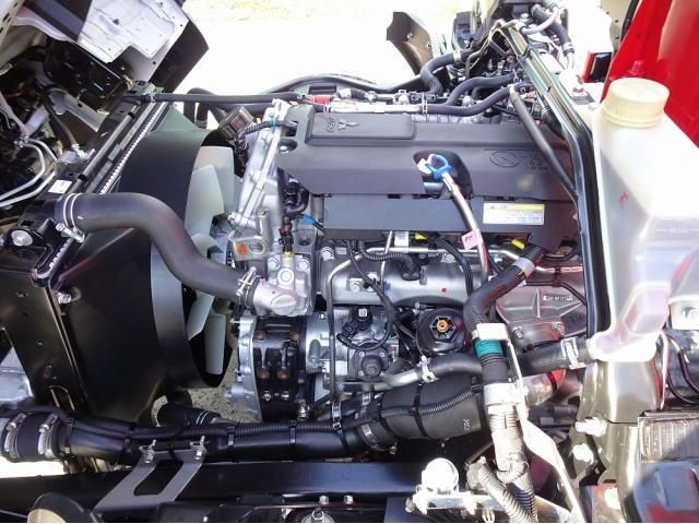 MITSUBISHI CANTER 2025 Image 31