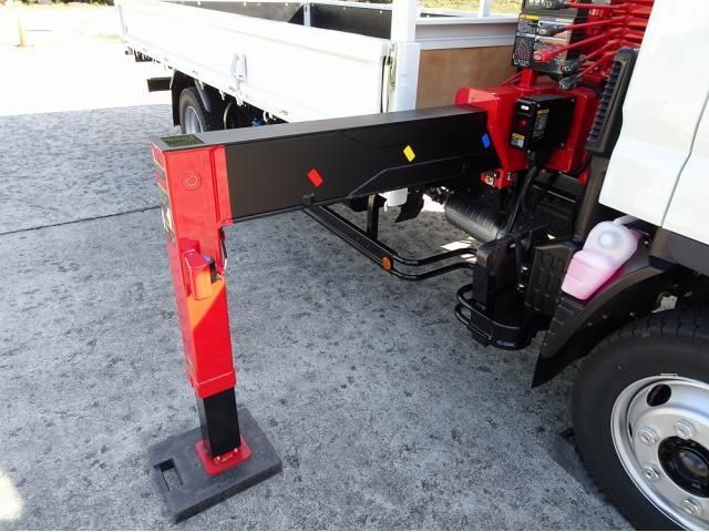 MITSUBISHI CANTER 2025 Image 31