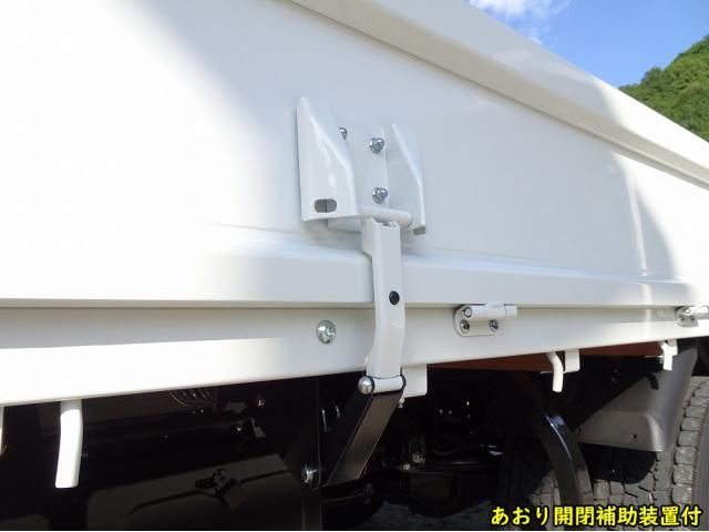 MITSUBISHI CANTER 2025 Image 31