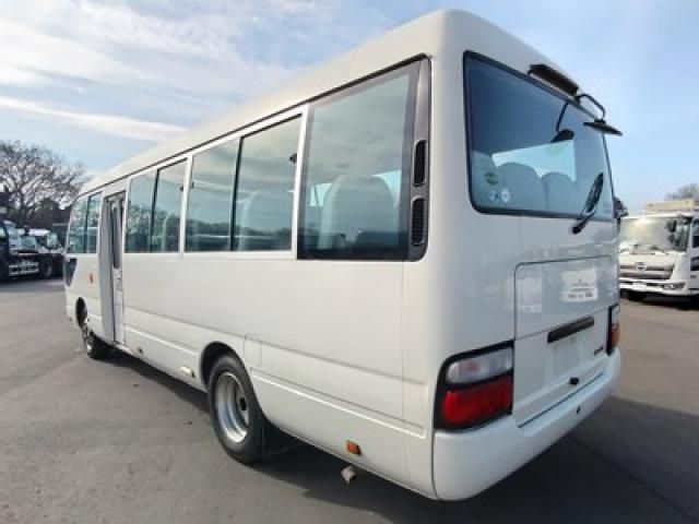 HINO LIESSE 2015 Image 31