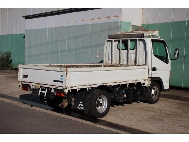 MITSUBISHI CANTER 2017 Image 31