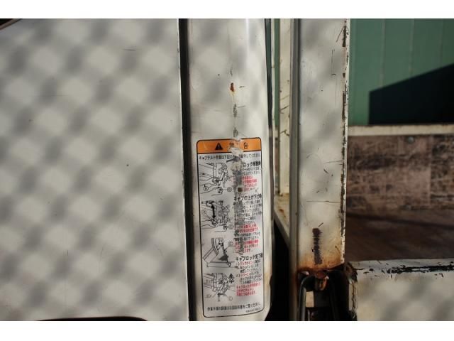 MITSUBISHI CANTER 2017 Image 31