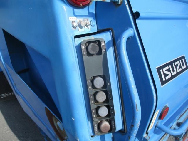 ISUZU FORWARD 2004 Image 31