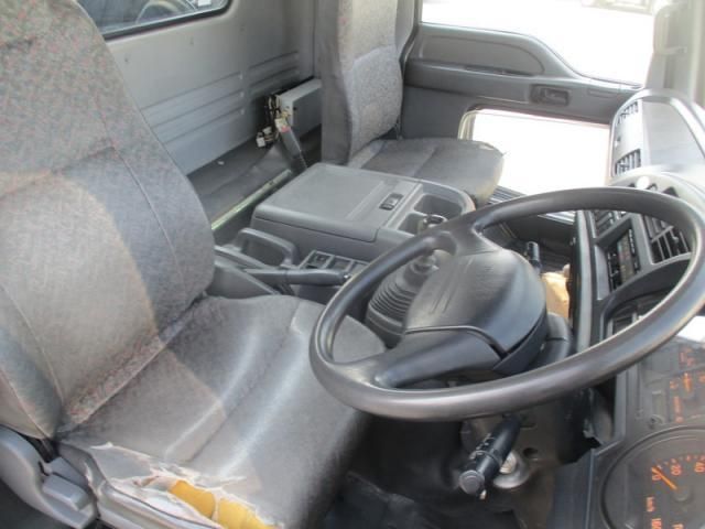 ISUZU FORWARD 2004 Image 31