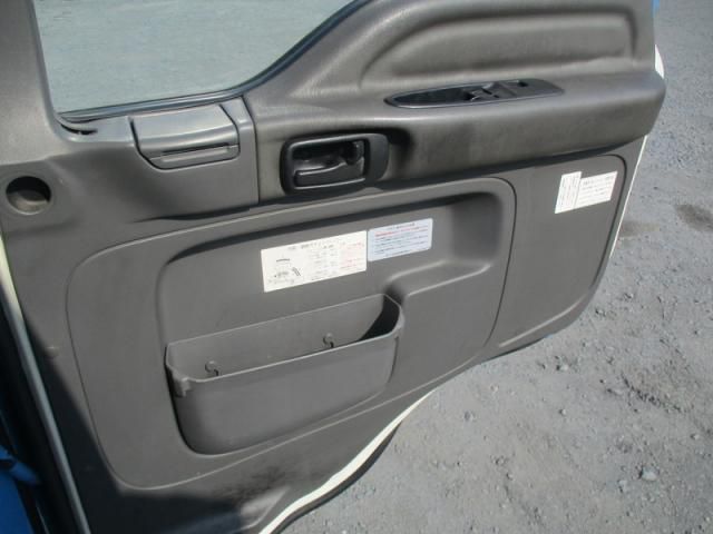 ISUZU FORWARD 2004 Image 31