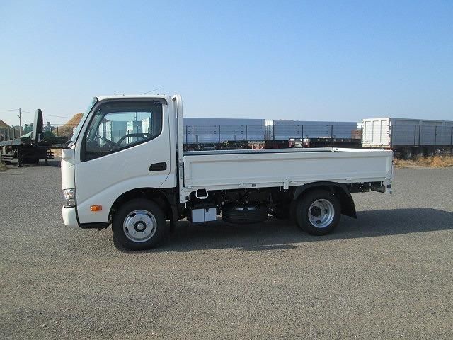 HINO DUTRO 2024 Image 31